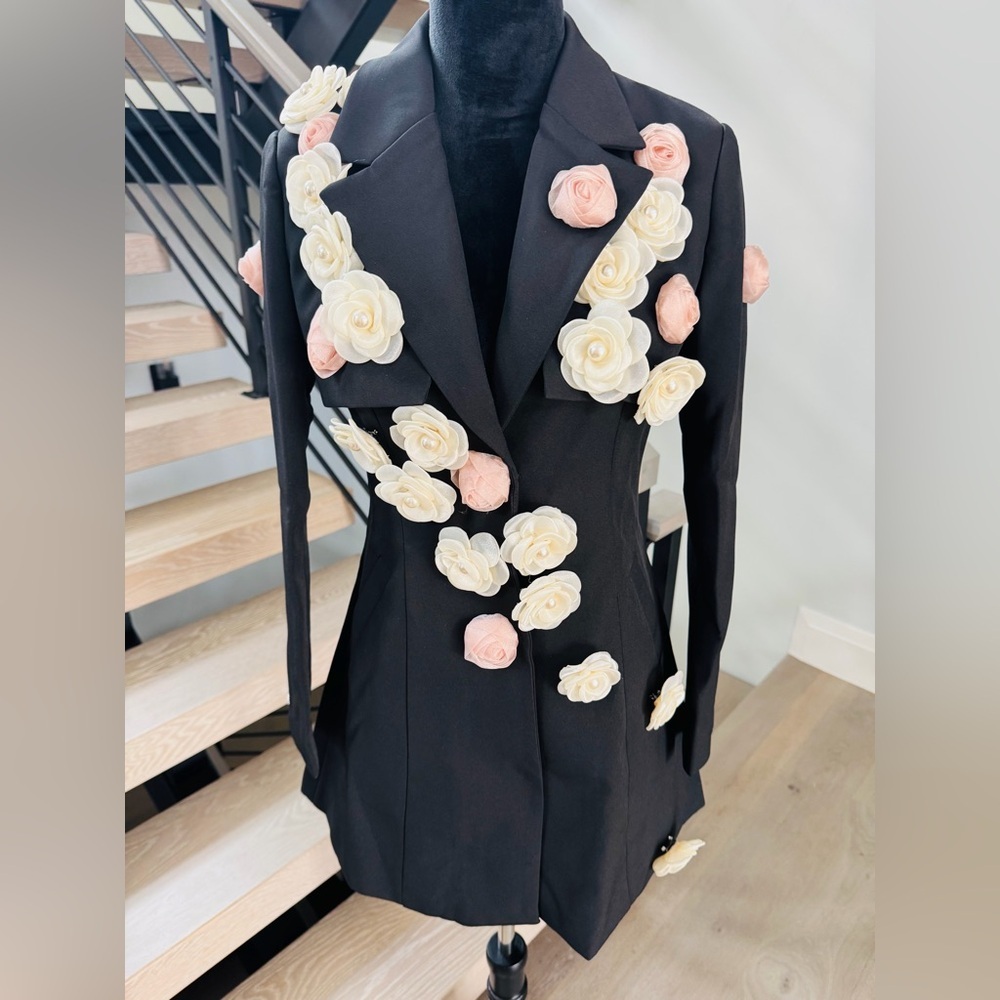 New Chic Black Floral Women's Blazer size S - Picture 8 of 11